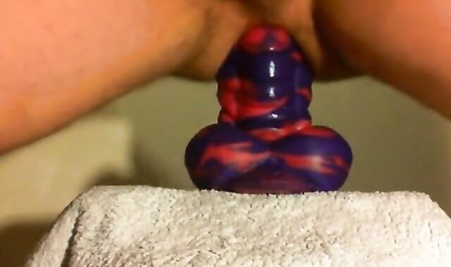 Anal Fun with Flint the Bad Dragon: Amateur Gay Fisting Video