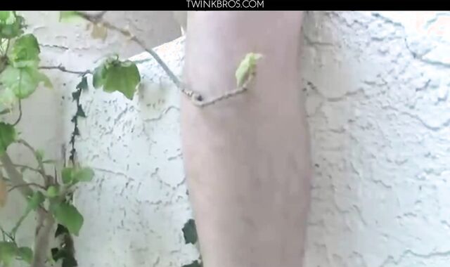 Jordan Long Poolside Sticky Feet