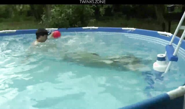 Aston Twins Fun In The Pool Aston Twins