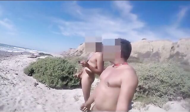 Primo Hetero na Praia - Parte 2: Bronha Amadora com Maduro 2