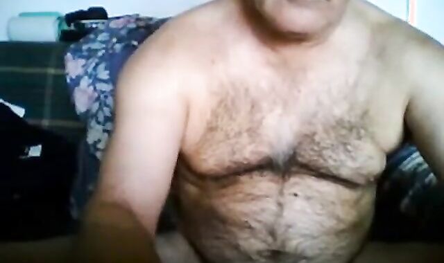 Amateur Hot Hairy Daddy 2