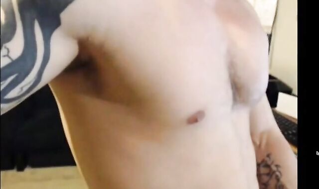 Big Dick Military Daddy Loves Cock