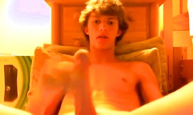 Hot Twink in Sexy Undies Strokes it on Webcam!