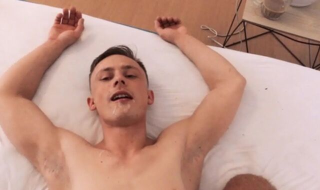 CzechHunter: Dark-skinned hair Czech dude getting facial cumshot indoors