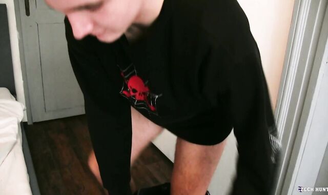 Czech Hunter - Bj jizm in the couch