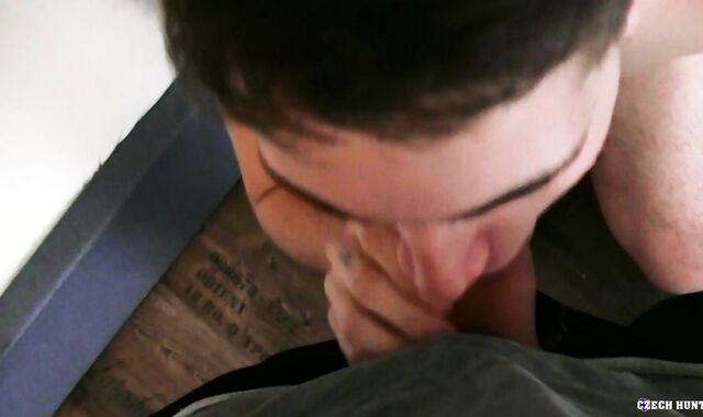 Czech Hunter - Bj jizm in the couch