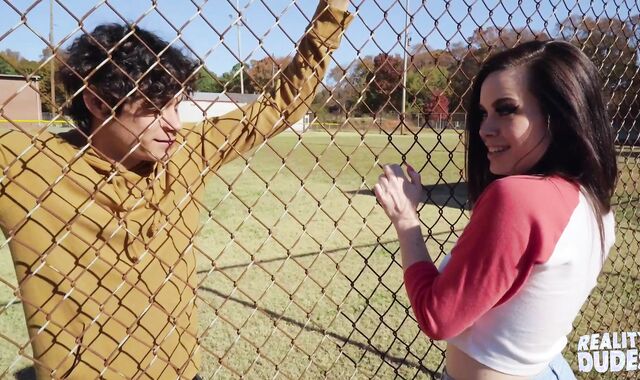 heterosexual Chaser: Chris - Yankee Hook up