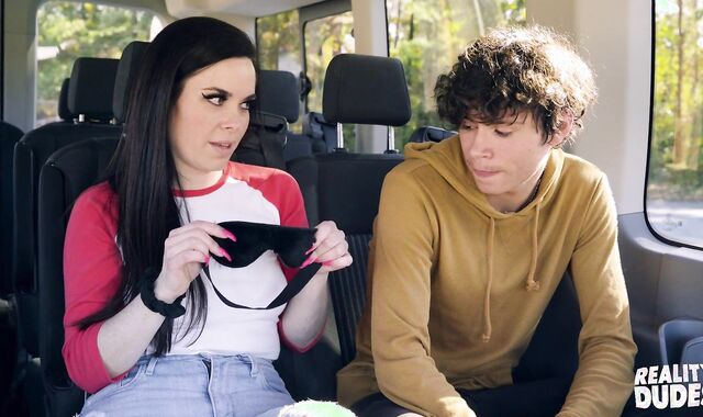 heterosexual Chaser: Chris - Yankee Hook up