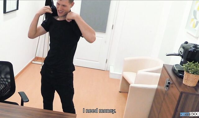 DirtyScout.com: Slobber next to muddy scout