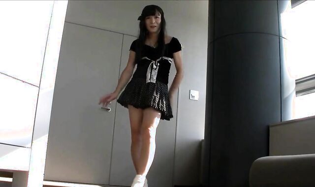 Asian Crossdresser Ayako Masturbates