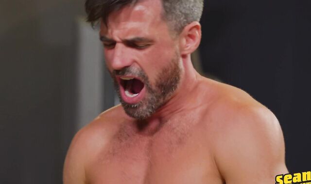 Daniel & web cam - Yankee fun