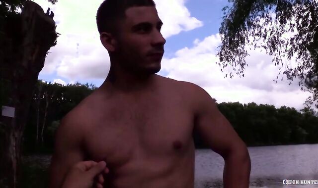 CzechHunter.com: Czech stud fag Hunter lusts tugging