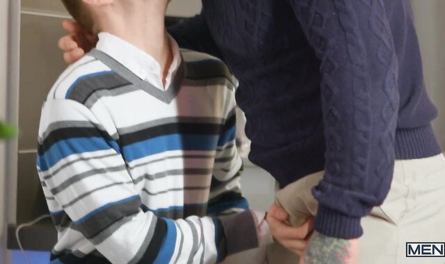 Str8ToGay: Markus Kage beside Ryan Jacobs tidy deep throating fuckpole