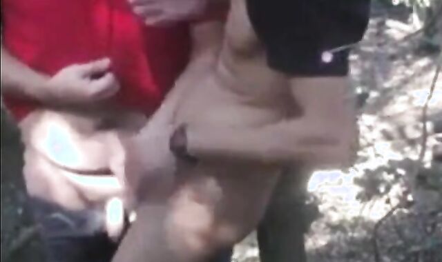 Bareback Fun in the Forest with a Horny Amateur
