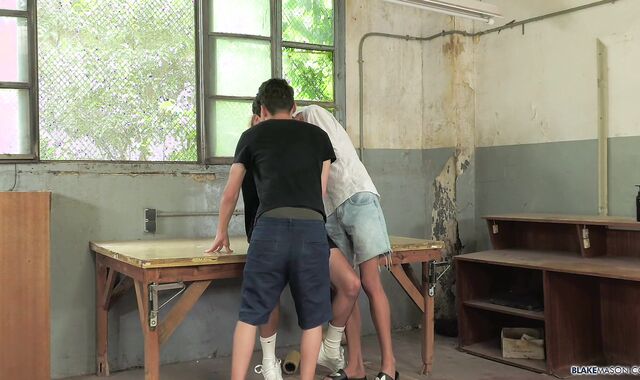 Finding A three ally - Ricky Vilela, Danny Bianchi & Luca Zavat