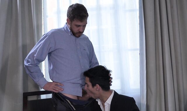 Condom-free Me Parent - Lean youthful mature Francis prompt breeding