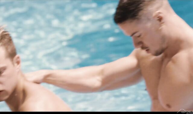 Falcon Studios - Bodybuilder wants wet smashing