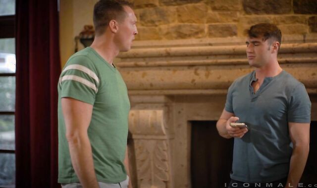 IconMale: Muscle Pierce Paris flash giant stiffy