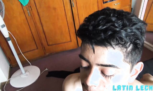 LatinLeche.com - No condom providing head for uncircumcised beef whistle