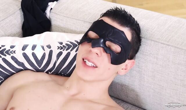 Maskurbate: Defined Peter Lipnik jaws tear up