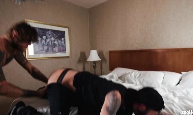 Hotel unprotected - Bo Sinn and Romeo Davis Yankee Hook up 2