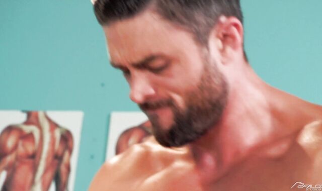 HotHouse - Muddy bodybuilder rushes pink cigar deepthroating