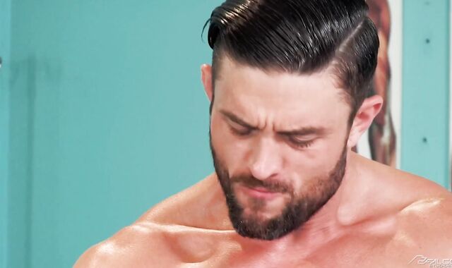 HotHouse - Muddy bodybuilder rushes pink cigar deepthroating