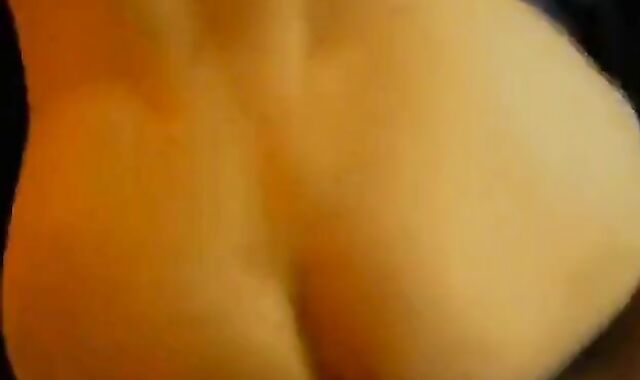 Amateur Daddy Takes it Bareback