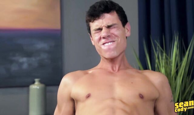 Sean Cody - Kaleb Stryker plus Archie money-shot in the bathroom