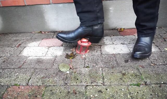 Holiday amateur boot crushing