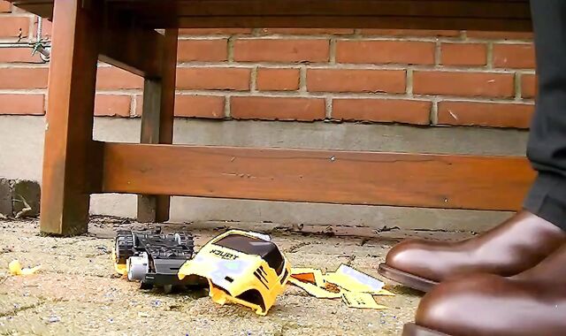 Holiday amateur boot crushing