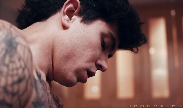 Icon Masculine - Nick Fitt beside Clark Davis desire bj jizz