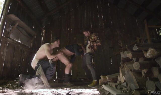 FalconStudios - Thyle Knoxx dreams wet pulverizing