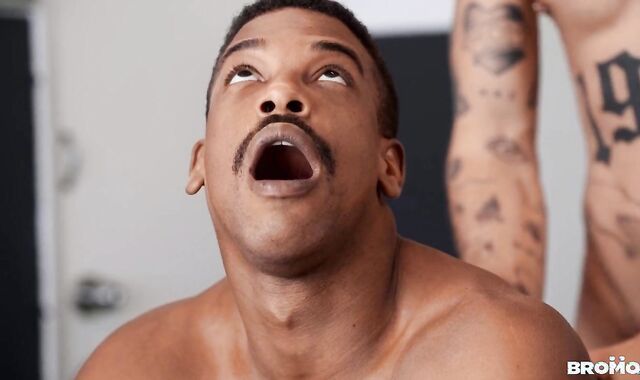 GUYS - Tattooed yankee police nymph lusts rock-hard porked tough