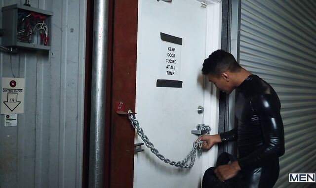 The wazoo Burglar: moist - JJ Knight & Mateo Fernandez Yankee Intercourse