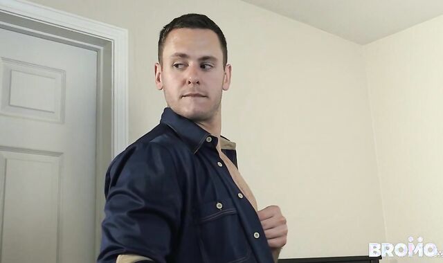 naked Cruising - Wolf tear up