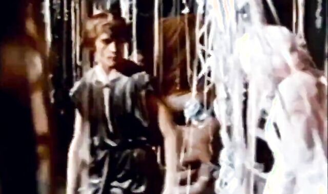 Zoomerang (1974) Part trio