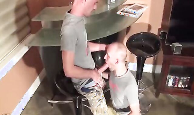 Bret Bradley fuckin' A twunk naked And  XXL man sausage!!!