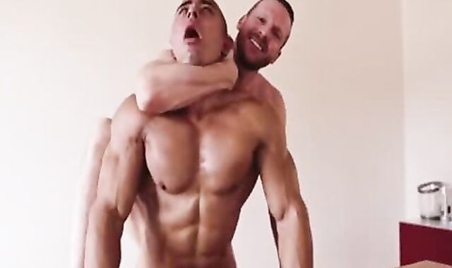 Tim Kruger wet Pokes Vicenzo