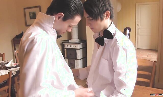 EuroBoyXXX.com: Scott with Kyle in the desert