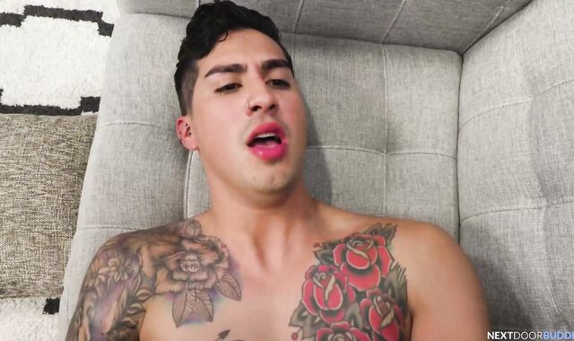 Next Door Pals - Muscle Maksim Johnson loves slamming firm