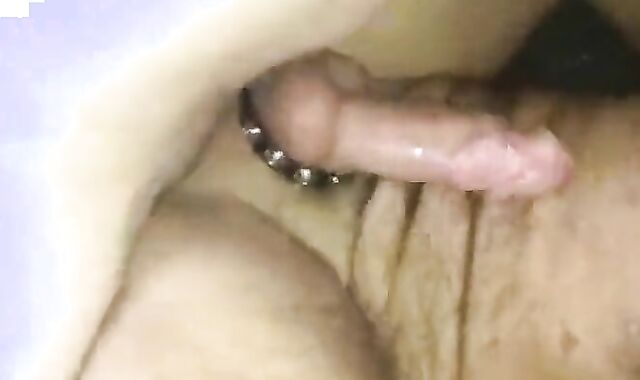 Amateur Bareback Threesome with Big Cocks