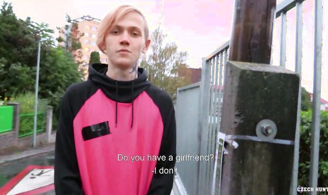 Czech Hunter - Czech twunk hand job outdoors