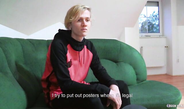 Czech Hunter - Czech twunk hand job outdoors