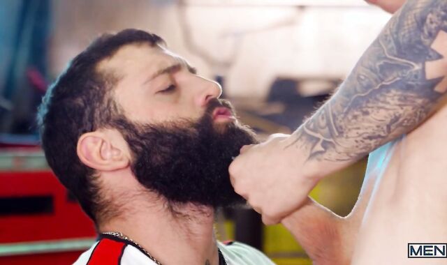 Plow My Crevice - Homosexual need cum-shot