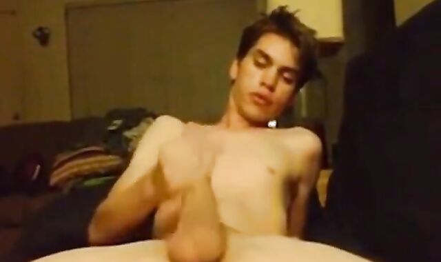 Twink's Cum Spraying Adventure