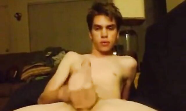 Twink's Cum Spraying Adventure