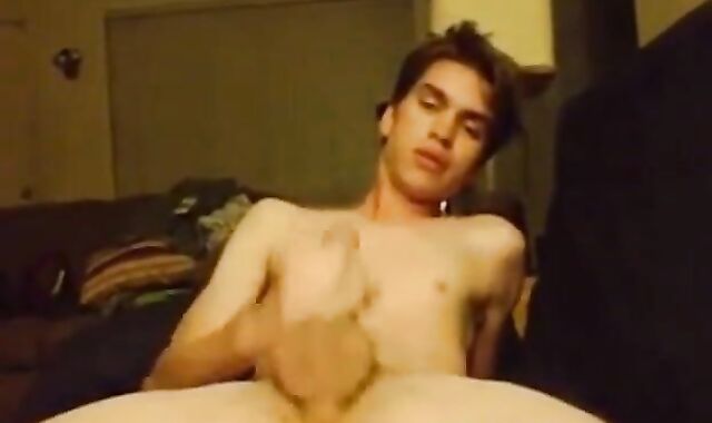 Twink's Cum Spraying Adventure