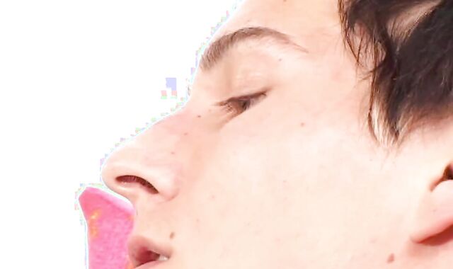 Renato Amoroso And Niall Dawson - First Suck - Oral