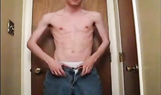 Skinny Nerd Twink Amateur
